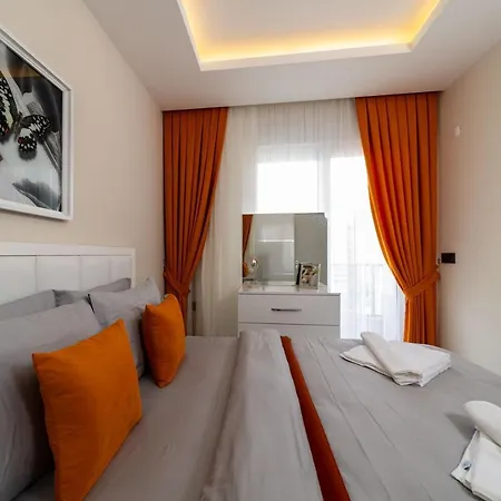 アパート Pleasant Flat Within 5 Min To The Beach With Balcony In アランヤ